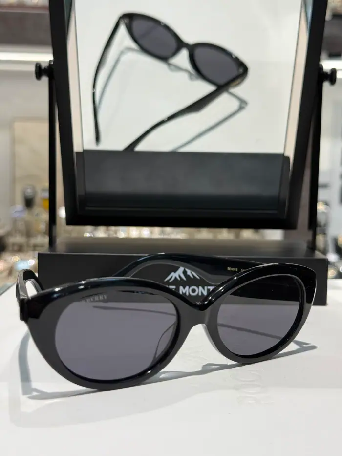 Burberry BU-02